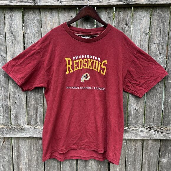 NUTMEG x LEE SPORTS VINTAGE 90s Washington Redskins Embroidered Logo Tee- Large - Picture 1 of 10